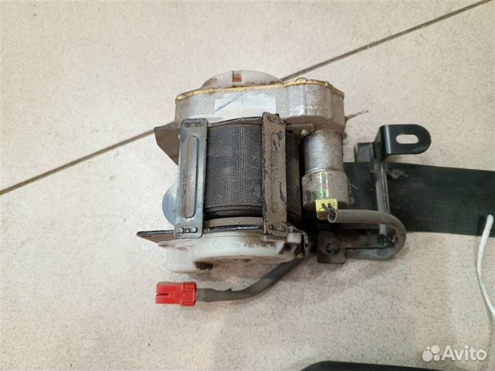 Ремень безопасности передний правый Mitsubishi Pa