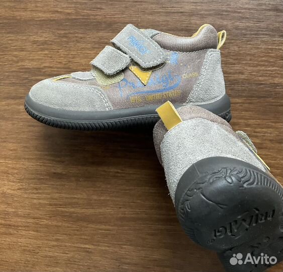 Ботинки детские Primigi 23р