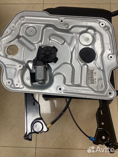 Стеклоподьемник передний левый Nissan Qashqai J10