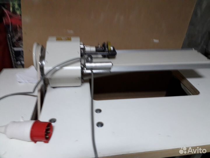 Швейная машина для нарезания бейки