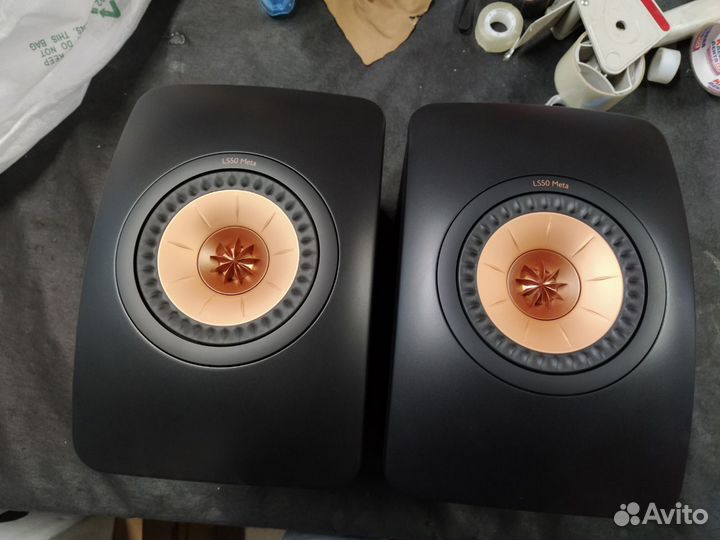 Полочная акустика KEF LS50 Meta Carbon Black (арт. 335583)