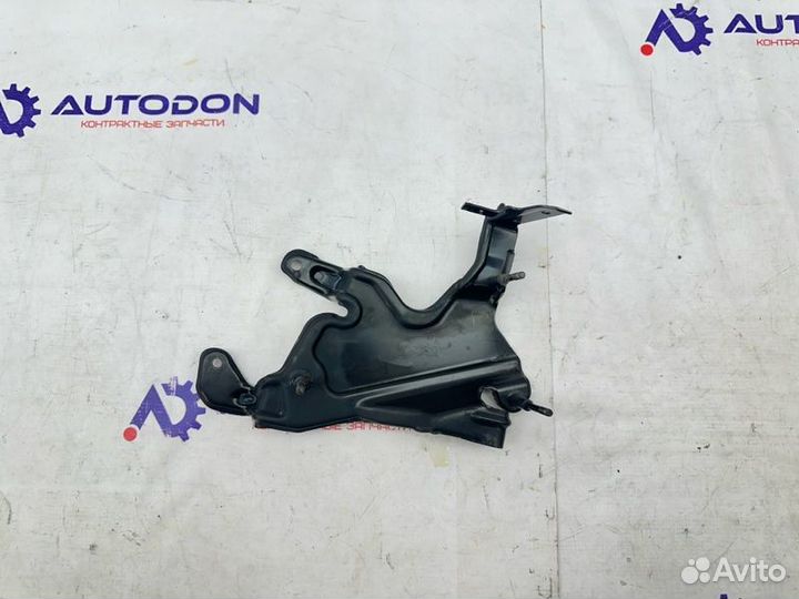 Кронштейн пневмо компрессора Mercedes E-Class W211