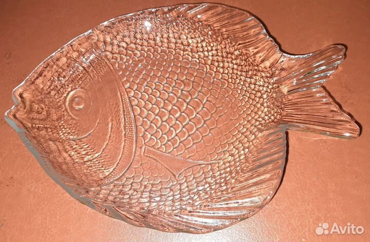 Блюдо хрустальное рыбка