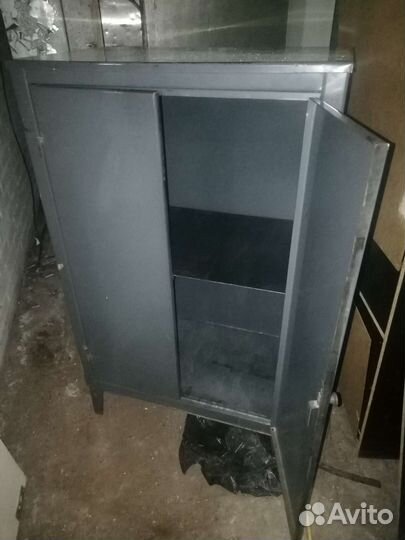 Сейф и дверь бу