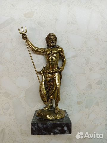 Статуэтка сувенирная 