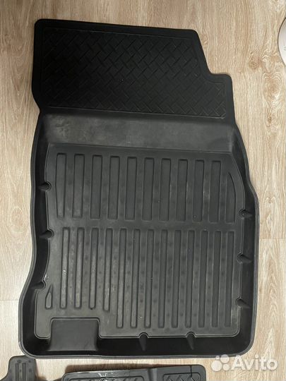 Коврики салонные на Nissan Qashqai J11