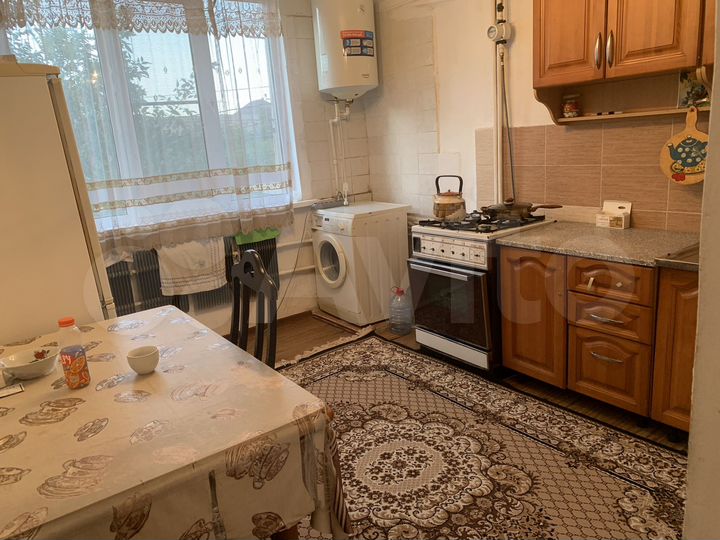 2-к. квартира, 67 м², 2/5 эт.