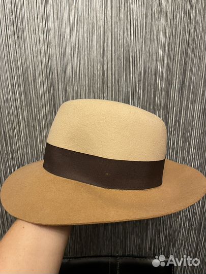 Шляпка осень/ зима с большими полями, 100% шерсть