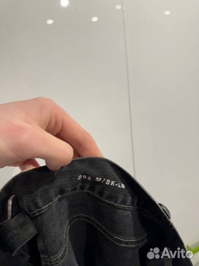 Джинсы Saint Laurent Black Distressed Оригинал