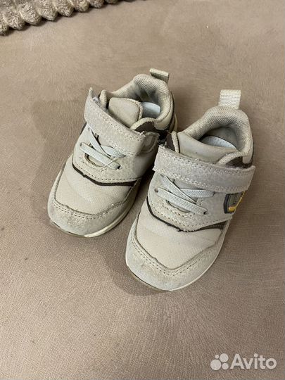Кроссовки детские