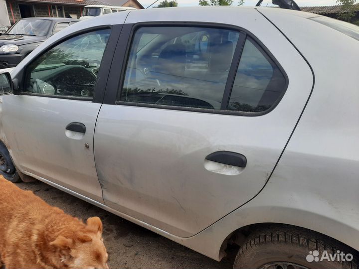 Дверь Renault logan 2 серебро