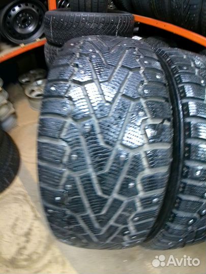 Pirelli Winter Ice Zero 225/60 R17