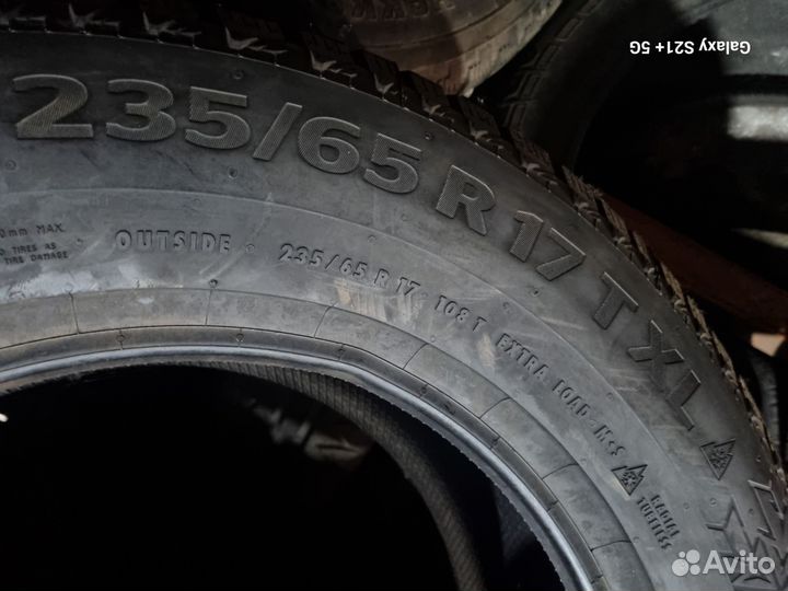 Continental ContiIceContact 235/65 R17 108T