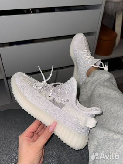 Кроссовки adidas yeezy boost 350 женские