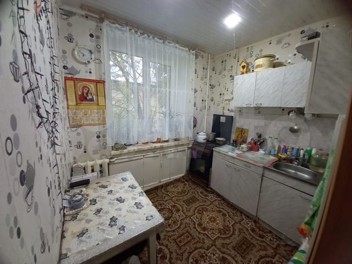 2-к. квартира, 42 м², 1/2 эт.