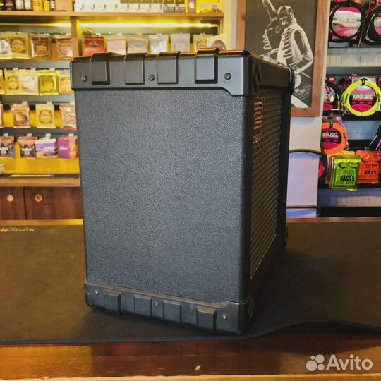 Комбоусилитель для электрогитары Roland Cube 15 Ch