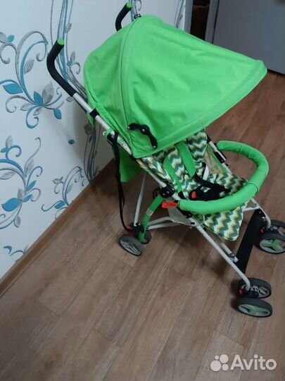 Прогулочная коляска