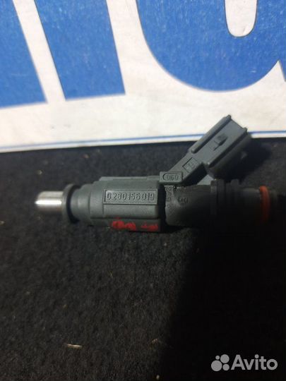 Форсунка топливная Toyota Corolla 120 купе 4zzfe