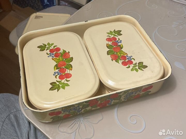 Набор эмалированных лотков для холодца