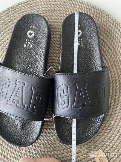 Gap Детские тапки шлепки