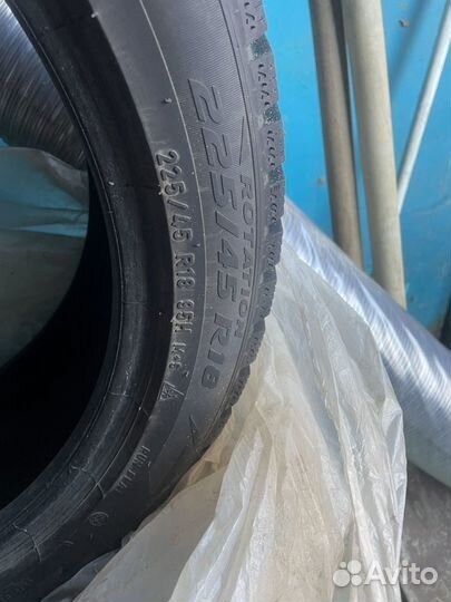 Pirelli Ice Zero 225/45 R18 95H