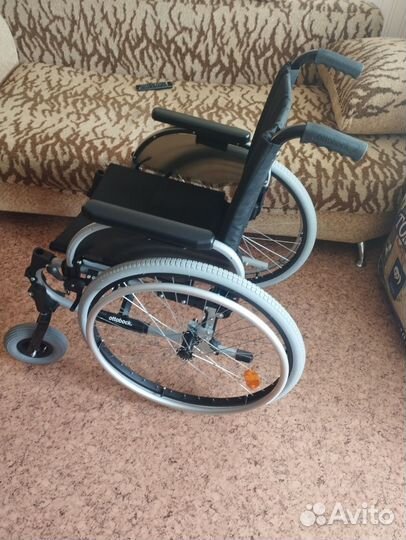 Инвалидная коляска новая