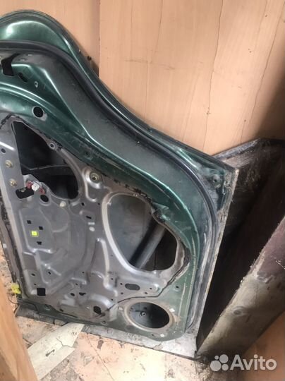 Subaru outback двери b12