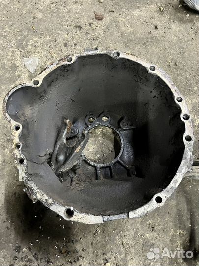 Колокол и впускной коллектор змз 405,406