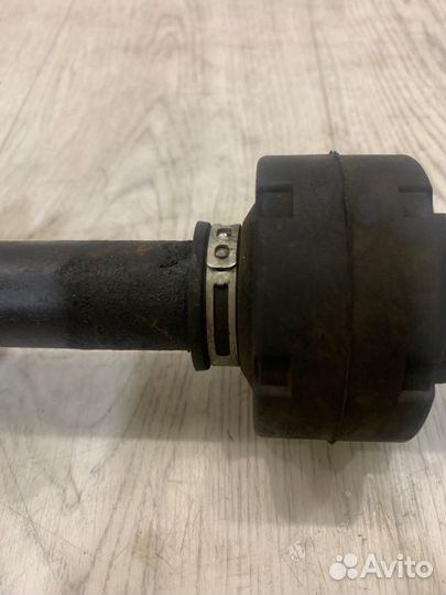 Привод передний правый Toyota Avensis T25 1zzfe