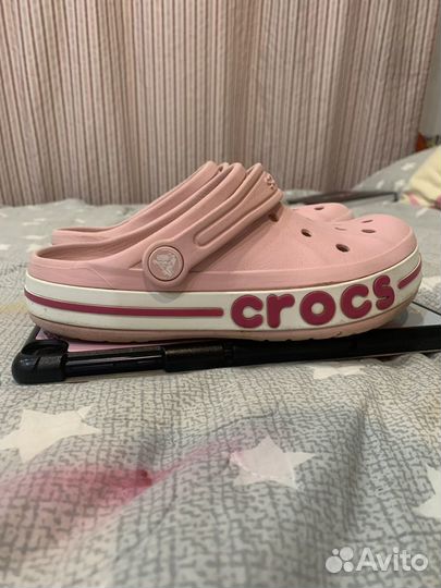 Crocs j2