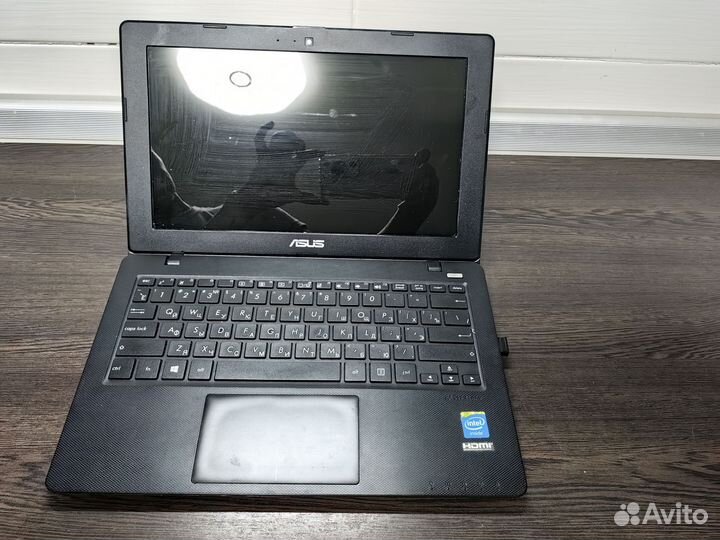 Ноутбук asus