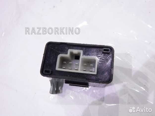 Блок управления центральным замком 88035SA010