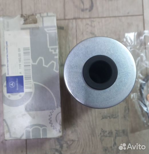 Фильтр масляный Mercedes W140 W124 W210