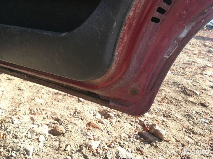 Дверь задняя правая Daewoo Nexia