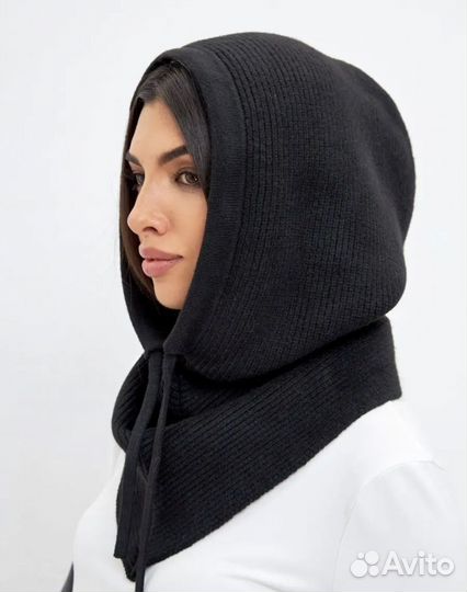 Капор женский вязаный
