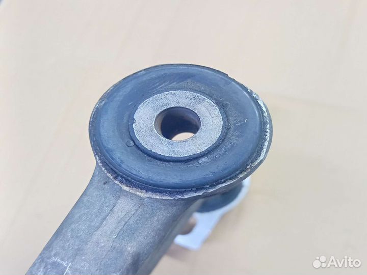 Рычаг передний левый Volkswagen Passat B6