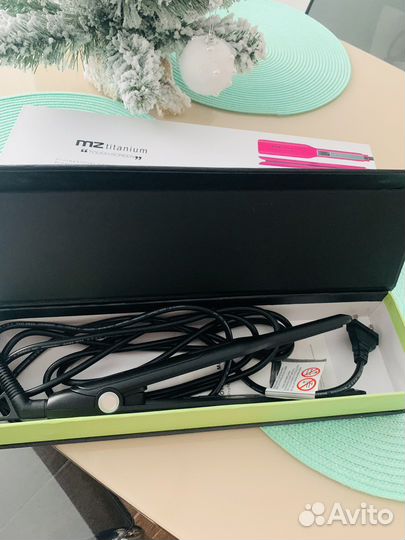 Утюжок для волос профессиональный