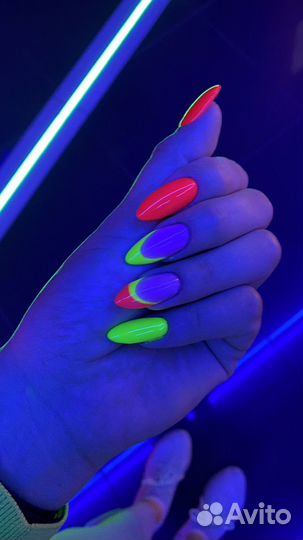 Маникюр,наращивание ногтей