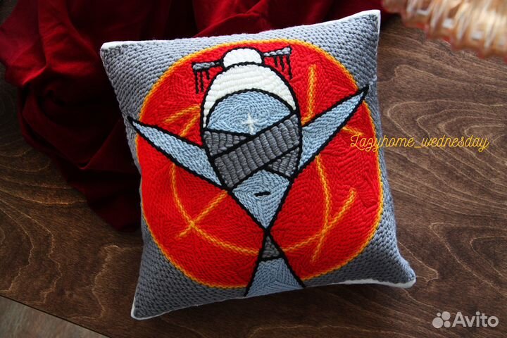 Декоративная подушка