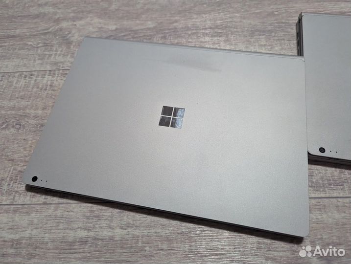 Microsoft Surface Book 2 13