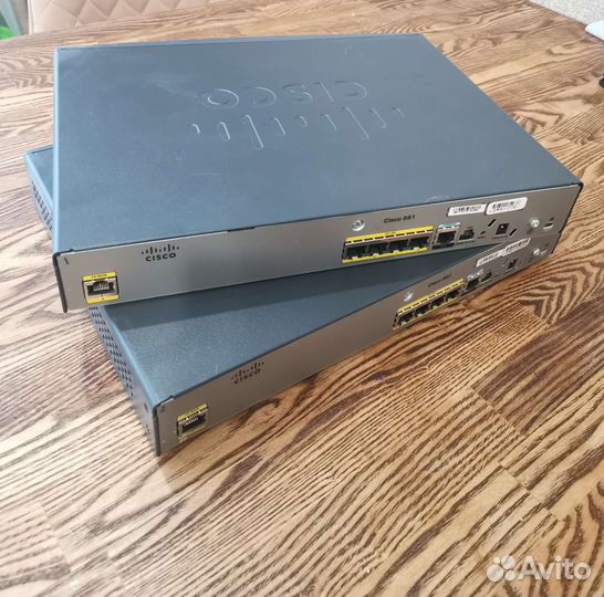 Маршрутизатор Cisco 881