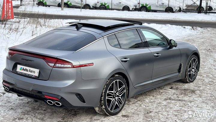 Kia Stinger 2.0 AT, 2021, 107 000 км