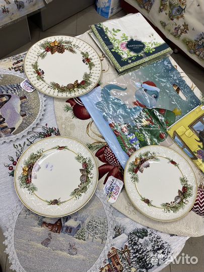 Набор новогодних тарелок
