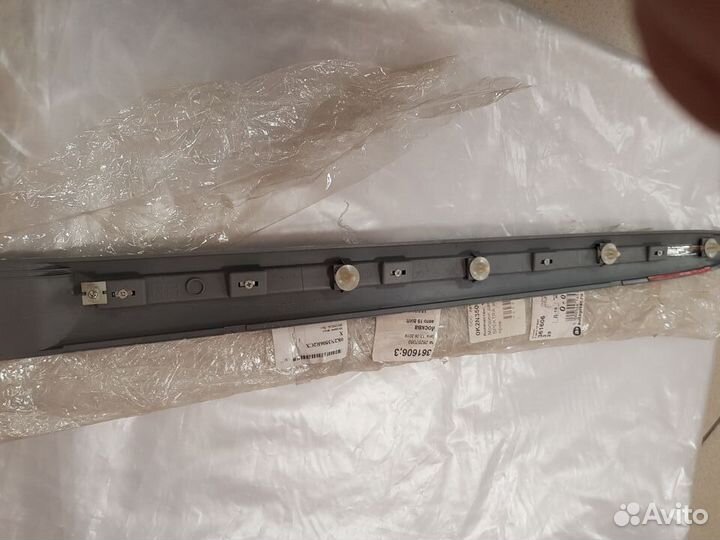 Молдинг правой задней двери KIA Spektra