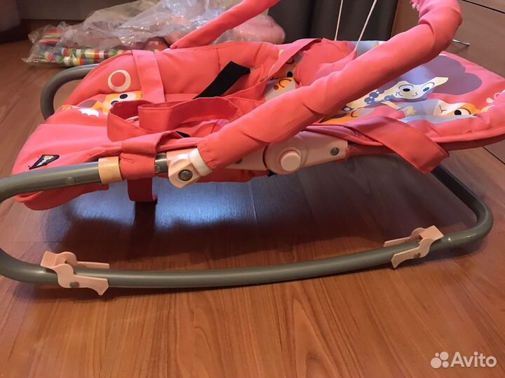 Шезлонг детский