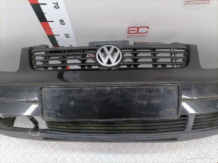 Бампер передний для Volkswagen Passat 5