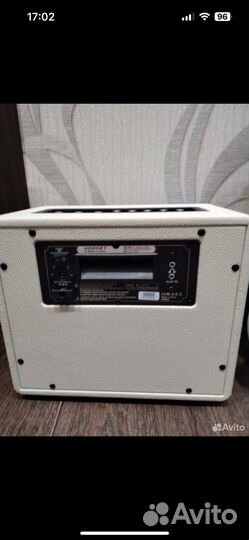 Гитарный комбоусилитель