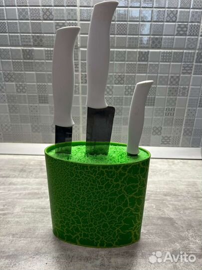 Подставка для кухонных ножей