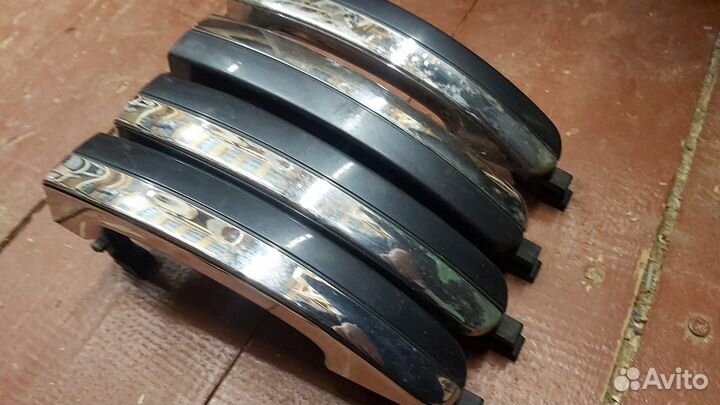 Ручка дверная разные цвета наружная Форд фокус 2