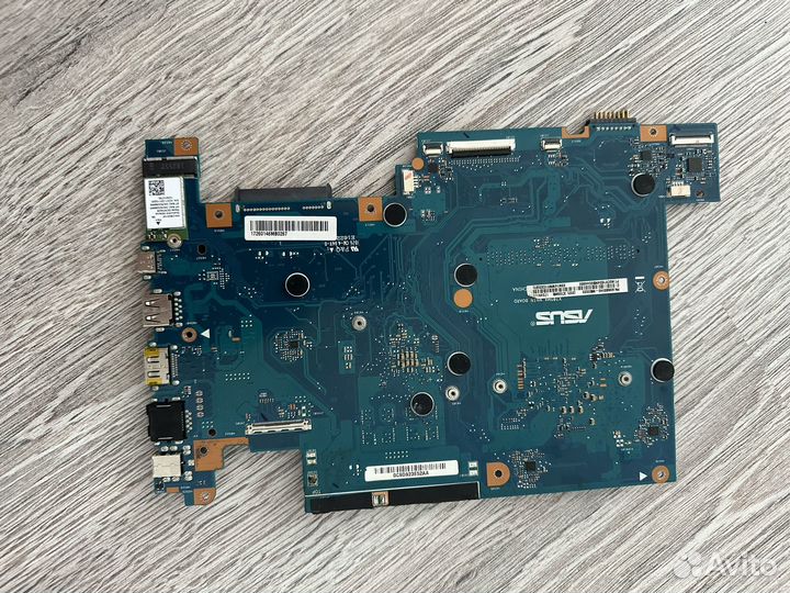 Материнская плата Asus X705MB донор